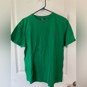 Green men’s tee